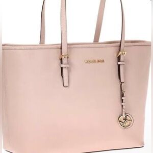 Michael Kors Jet Set Travel medium Saffiano Leather Tote Bag blush pink